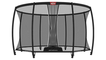 BERG Safety Net Deluxe XL (Sicherheitsnetz) für Trampoline in einer Studio-Umgebung