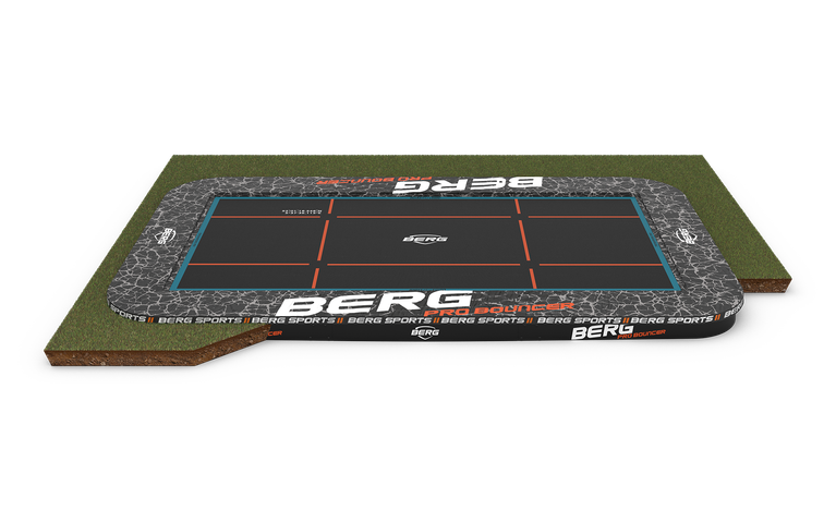 BERG SPORTS Ultim Pro Bouncer FlatGround 500